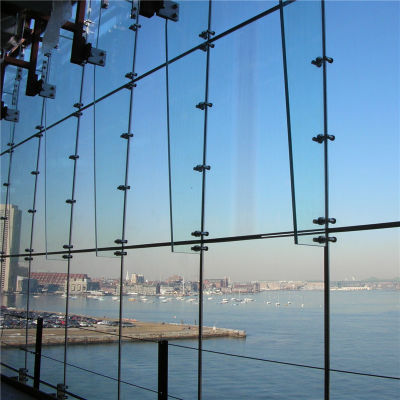 Do sistema apropriado de vidro da parede de cortina da aranha corda de fixação apoiada ponto de vitrificação estrutural Rib Bolted Facade da suspensão - parede de cortina da aranha de China e sistema de vidro da aranha