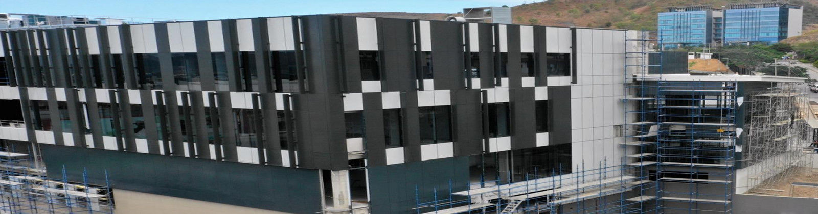 Fachada de vidro da parede de cortina