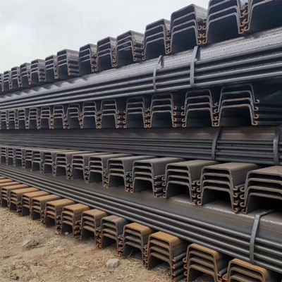 Largura de aço laminada a alta temperatura em forma de u 770mm das pilhas de folha Az13-770 12 medidores de comprimento