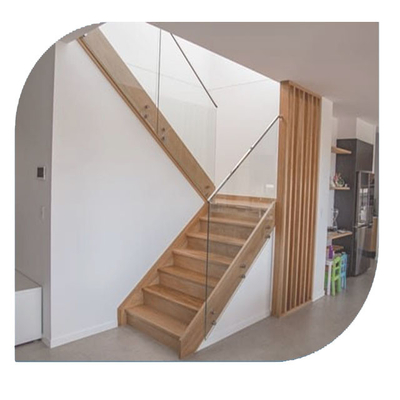 O corrimão Frameless dos trilhos do balcão do Decking vitrificou a balaustrada de vidro de alumínio