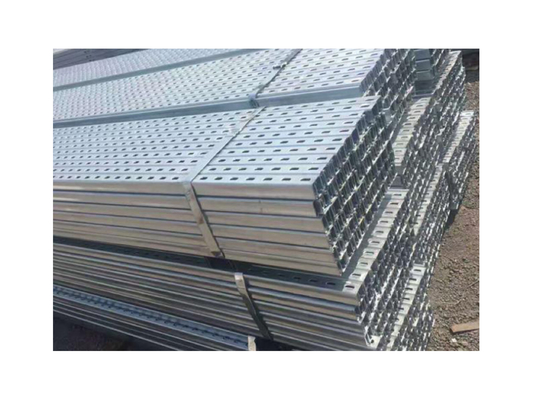 O apoio de aço de DIY usou cintas da parede de Icf para a construção civil da casa