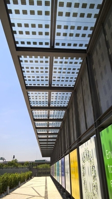 Edifício BIPV integrado PV fachada de vidro Bifacial Perc Mono cristalino painel solar Half Cut Cell