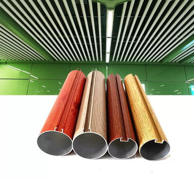 Edifício Decorativo Suspensão Linear de Tecto Metálico Tubos Redondos de Alumínio Com Malha Metálica Perforada