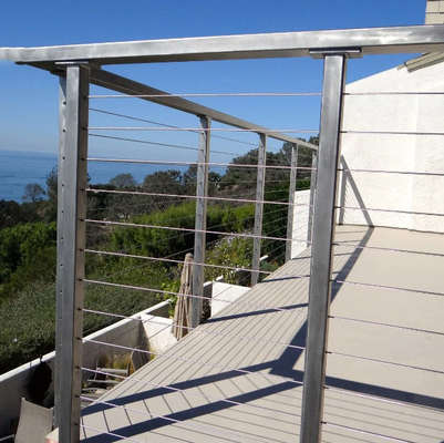 Balustrade de escada de alumínio montada no chão com espessura de vidro de 8 mm - 17,5 mm