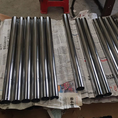 Balustrade de vidro montada em trilho de alta velocidade com durabilidade superior a 5 anos