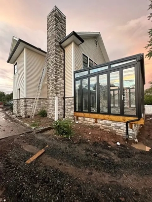 Casas de vidro de tamanho personalizado para vida ao ar livre superfície lisa moldura de alumínio quarto de sol