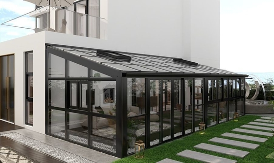 Crie um espaço exterior impressionante com uma casa de vidro de alumínio à prova de água
