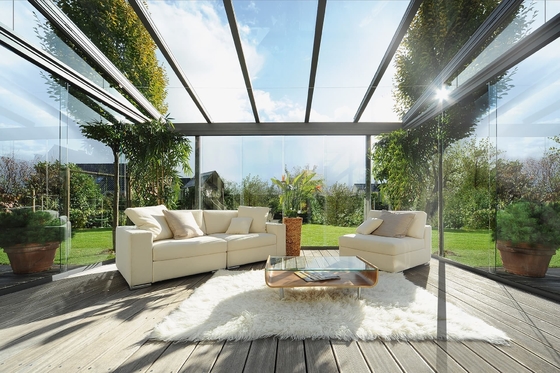 Sala de sol de vidro cinza Solarium Veranda pré-fabricada com estrutura de alumínio e moldura de telhado poligônico