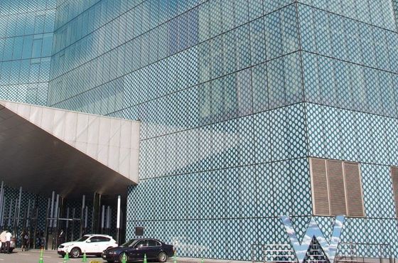 A cor modelada revestiu a parede de vidro de alumínio anodizou de superfície